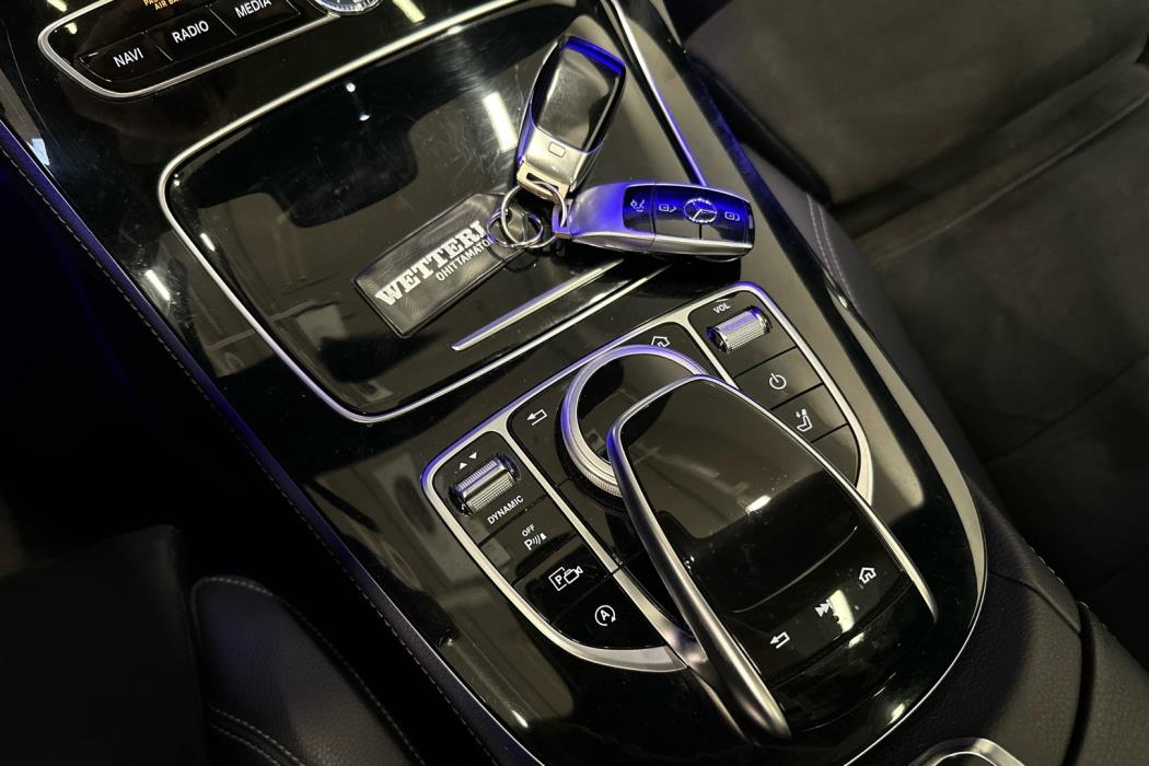 MERCEDES-BENZ E 2018