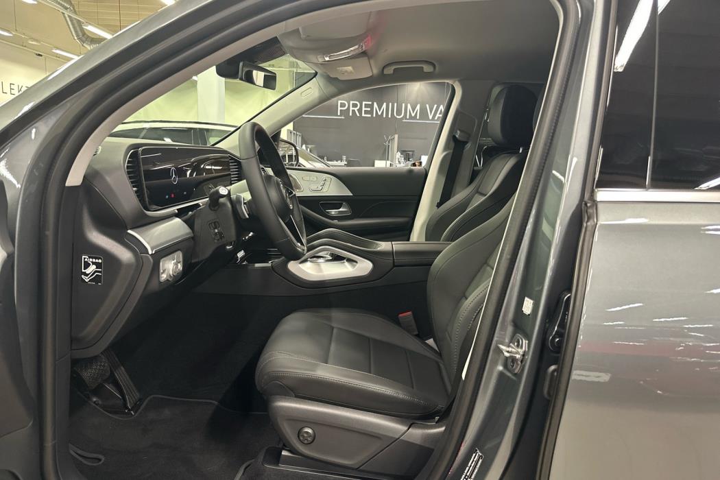 MERCEDES-BENZ GLE 2025