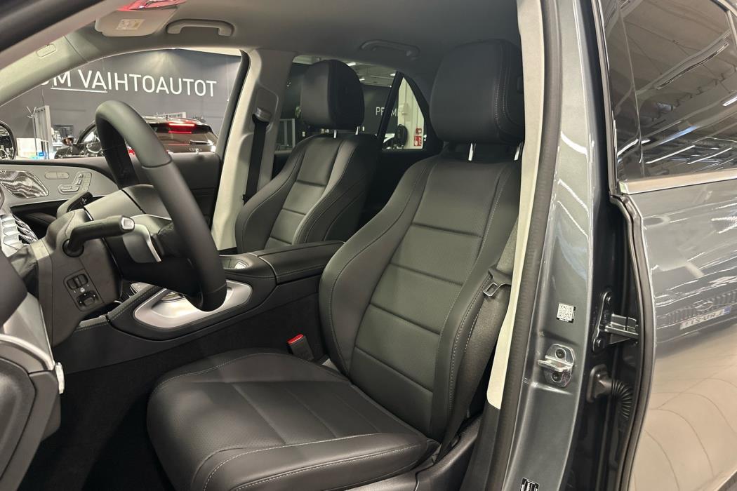 MERCEDES-BENZ GLE 2025