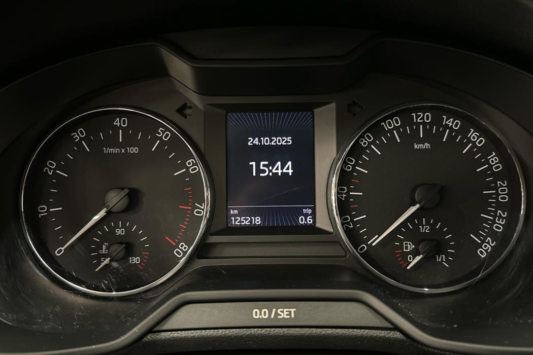 SKODA Octavia 2016