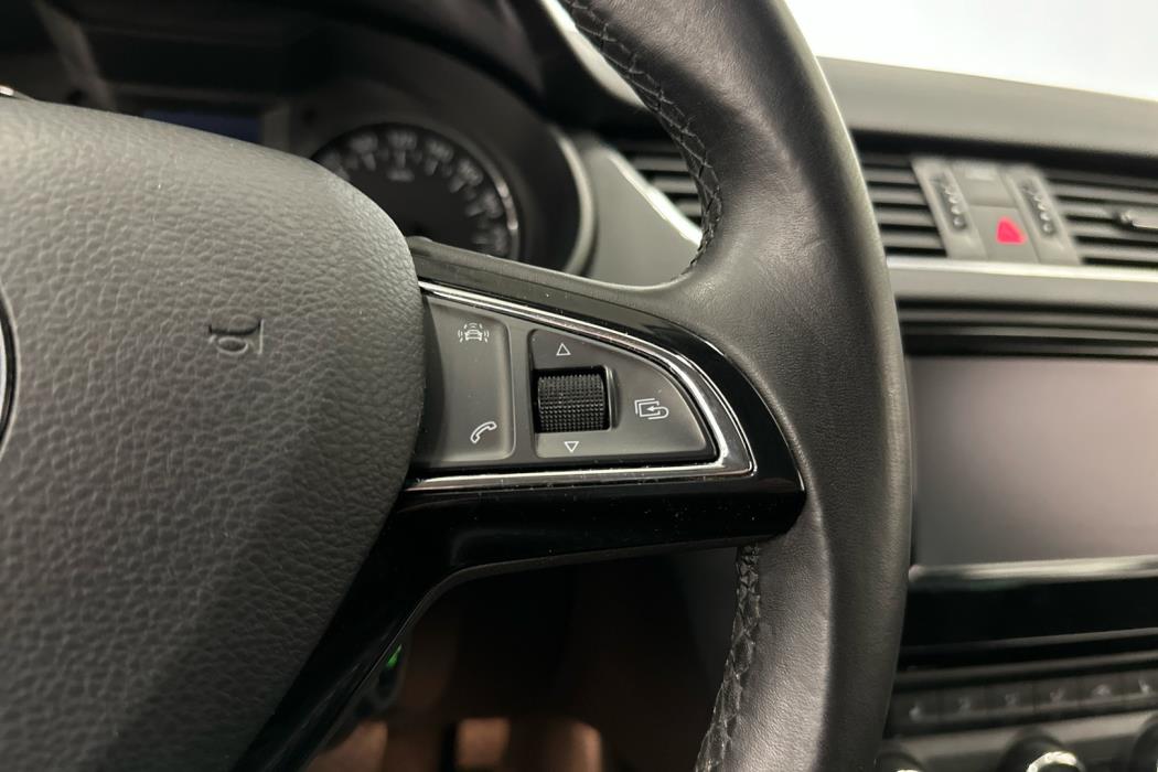 SKODA Octavia 2016