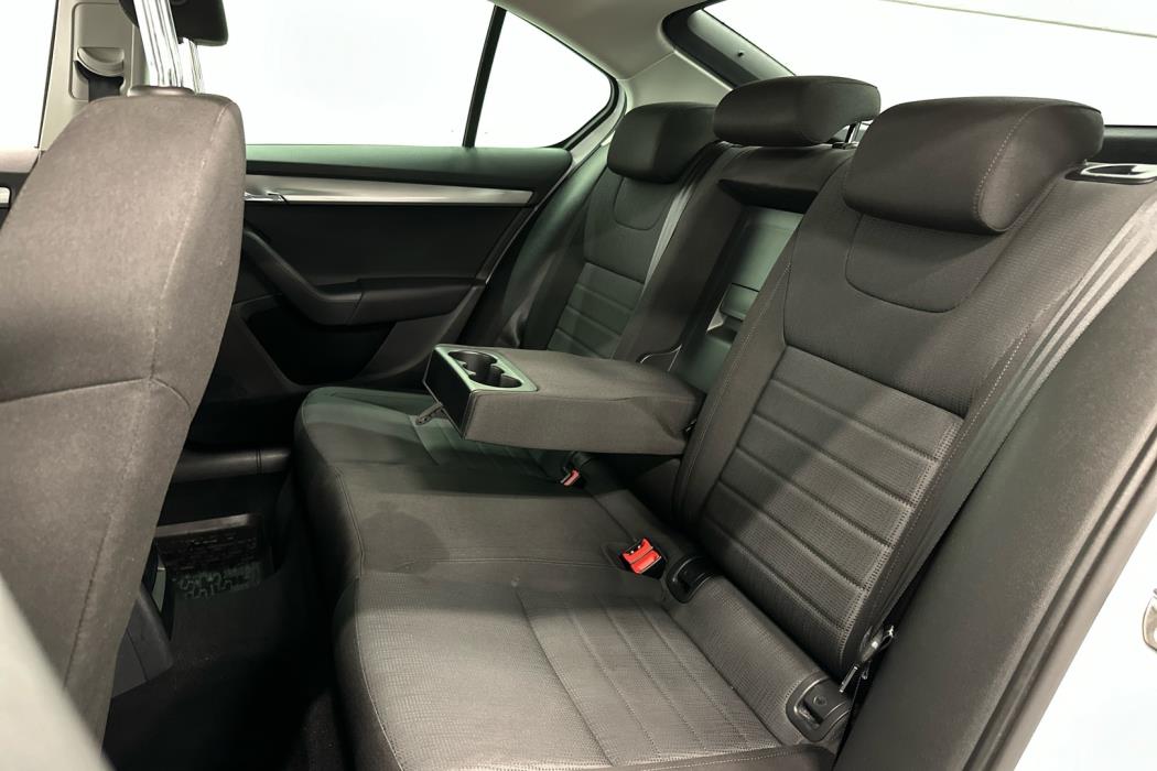 SKODA Octavia 2016