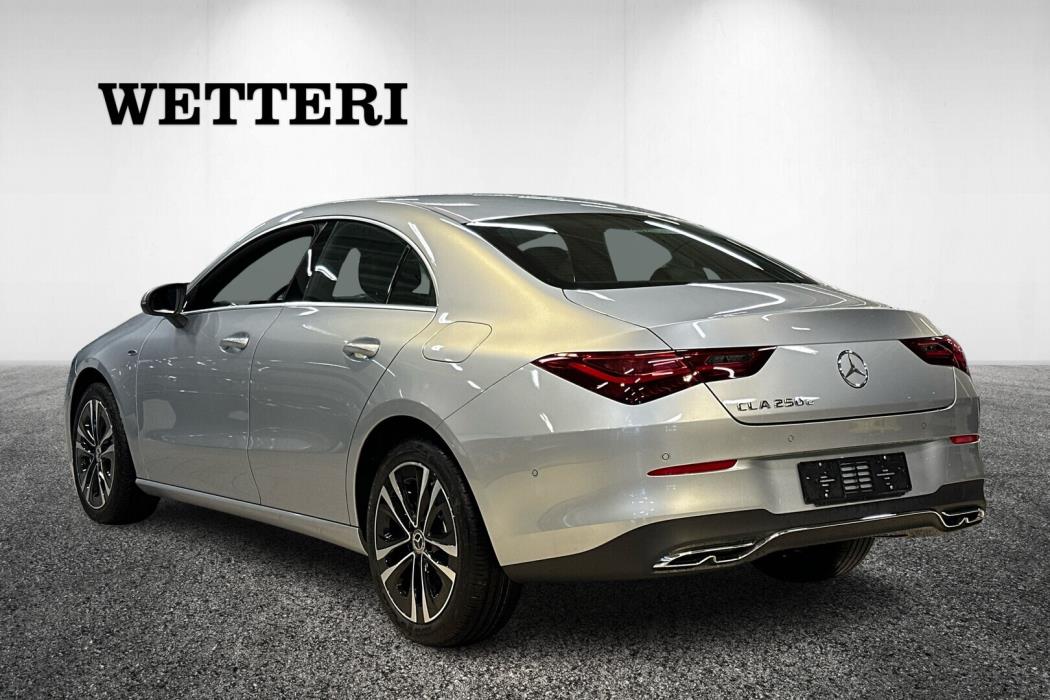 MERCEDES-BENZ CLA 2025