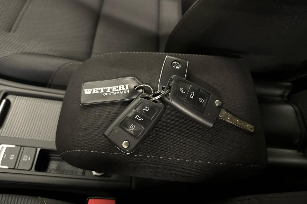 VOLKSWAGEN Golf 2020