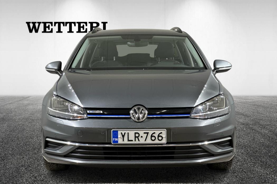 VOLKSWAGEN Golf 2020