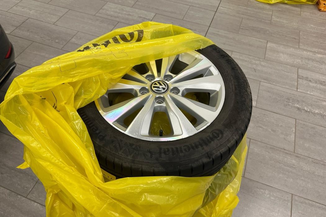 VOLKSWAGEN Golf 2020