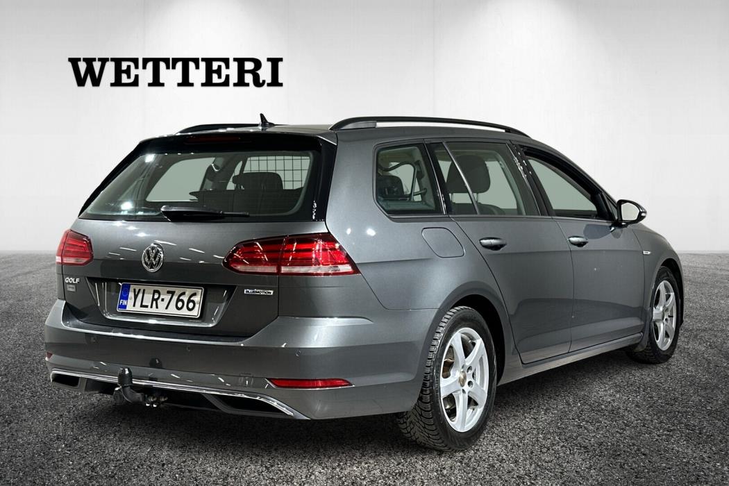 VOLKSWAGEN Golf 2020