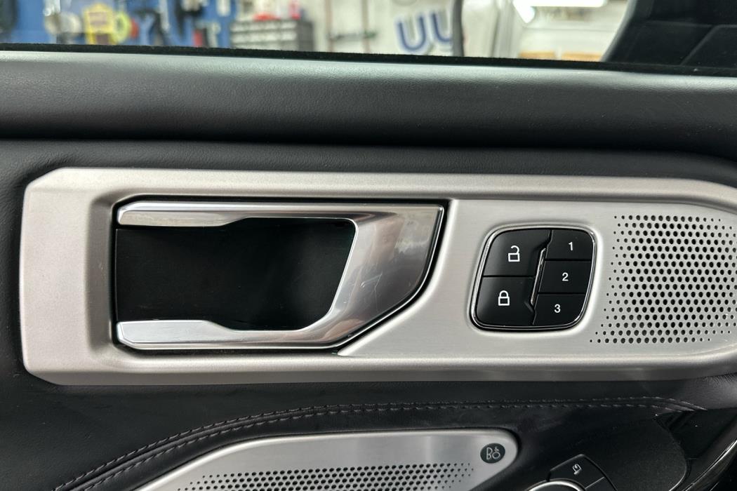 FORD Explorer 2021