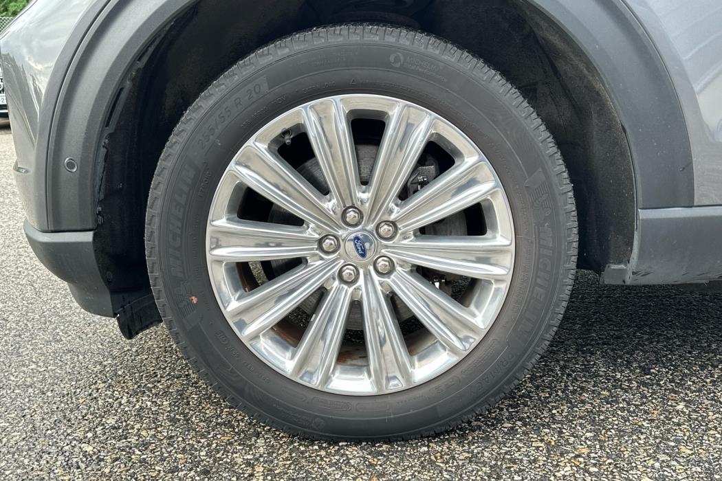 FORD Explorer 2021