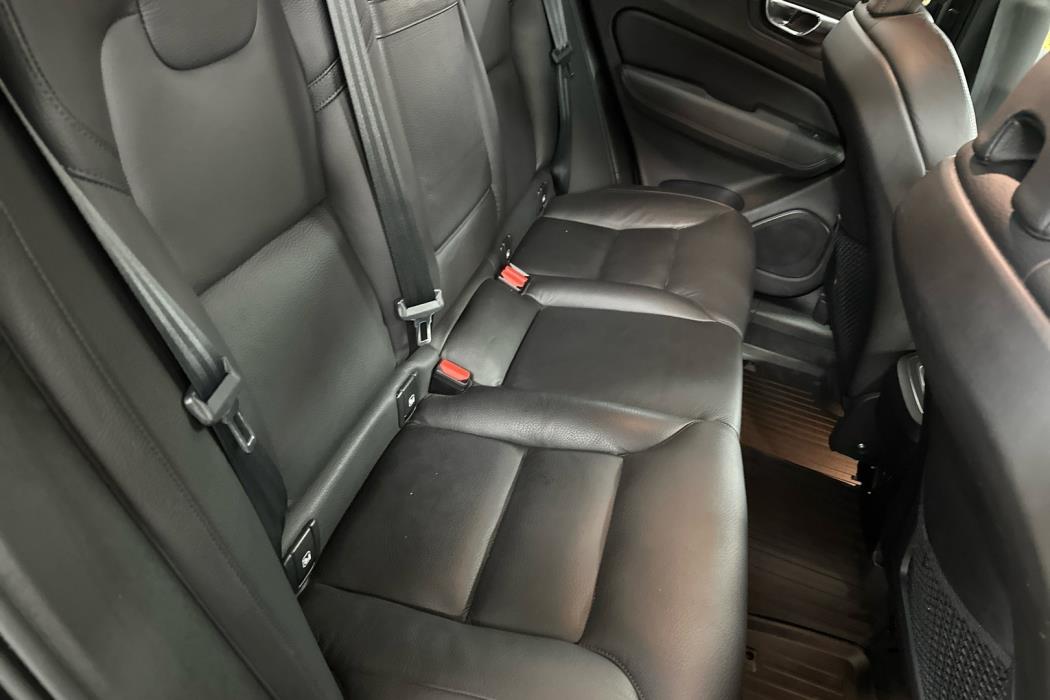 VOLVO XC60 2021