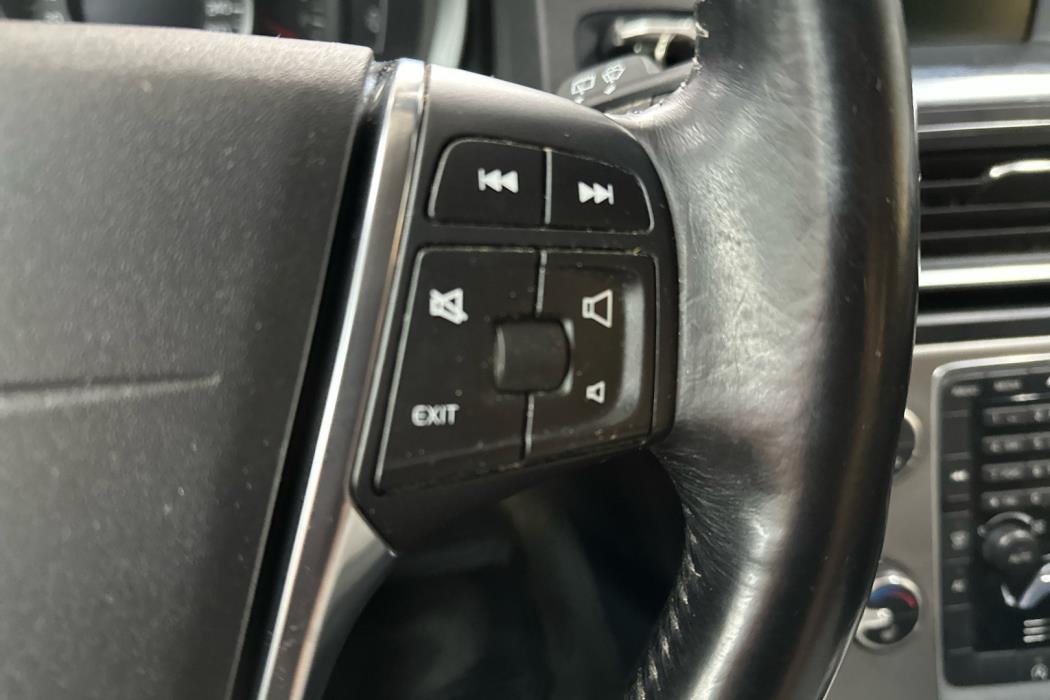 VOLVO V60 2014