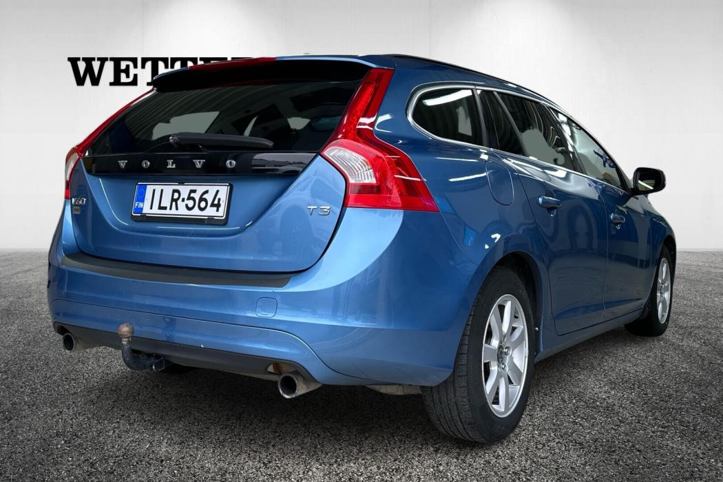 VOLVO V60 2014