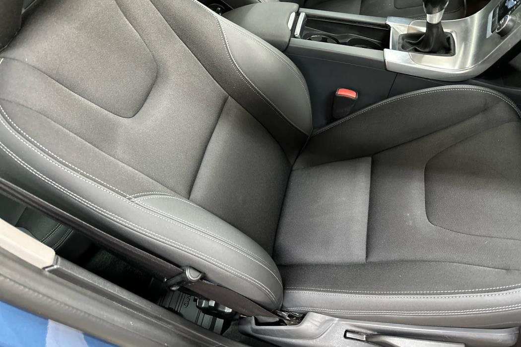 VOLVO V60 2014