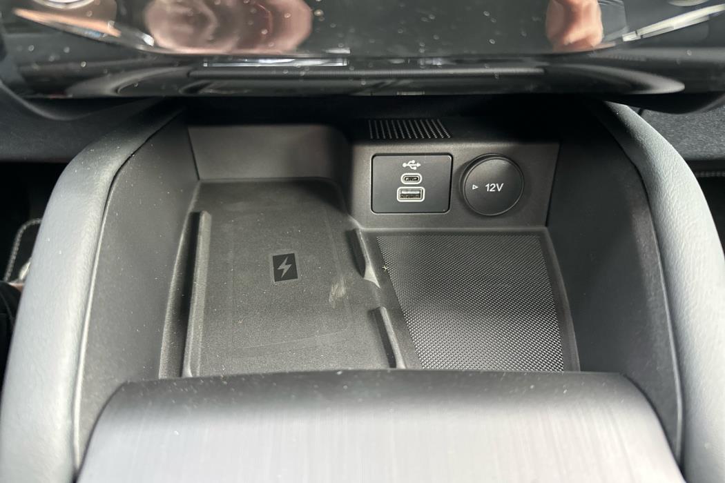 FORD Kuga 2025