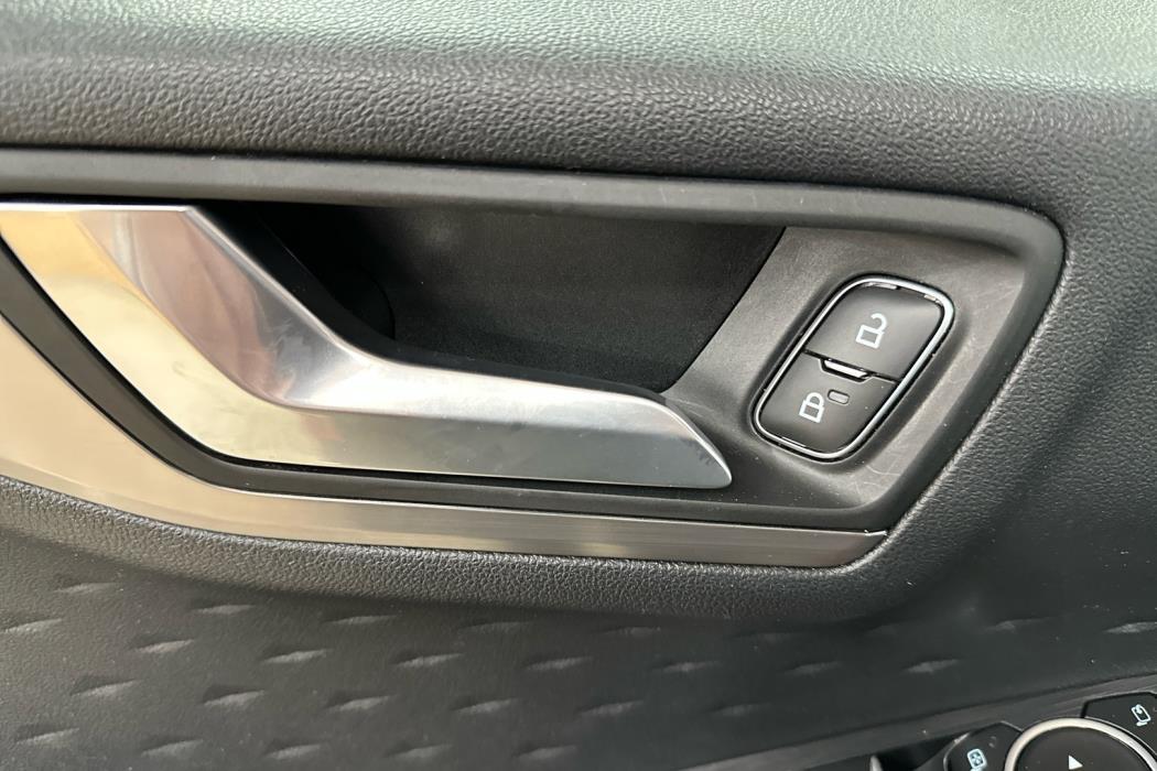 FORD Kuga 2021