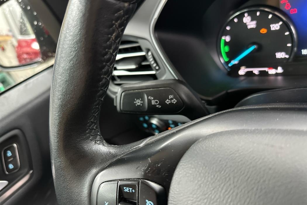 FORD Kuga 2021