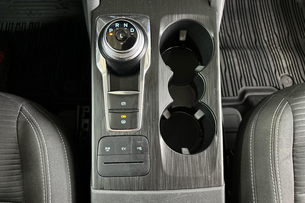FORD Kuga 2021