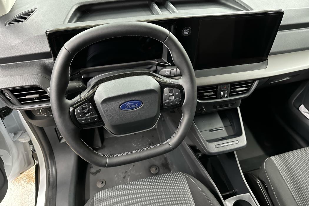 FORD Transit Courier 2025