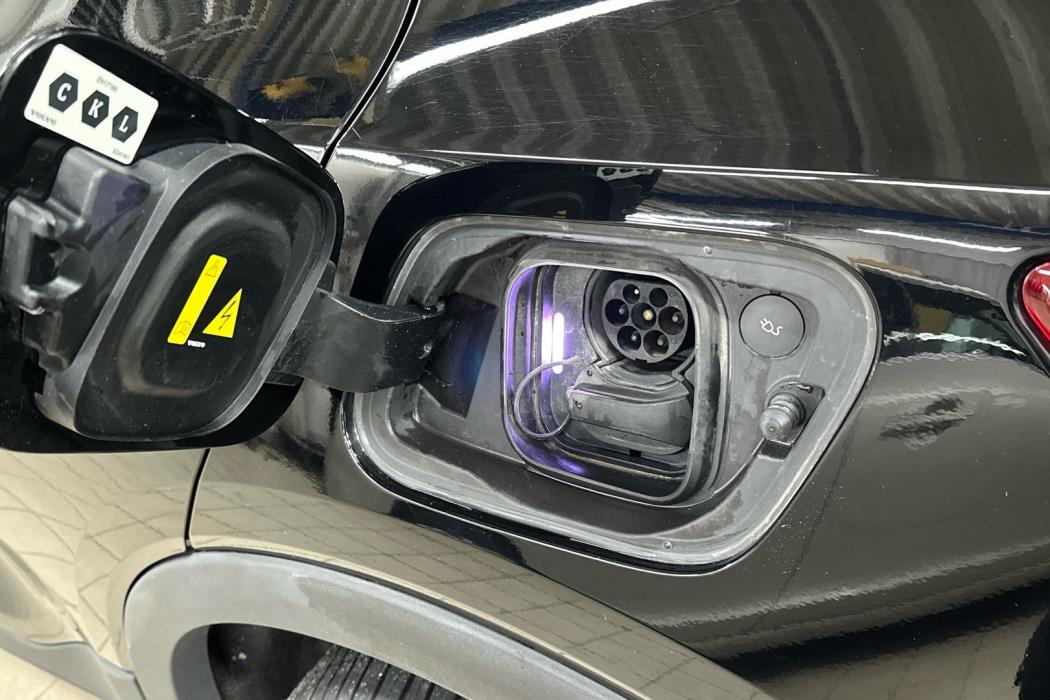 VOLVO XC40 2023
