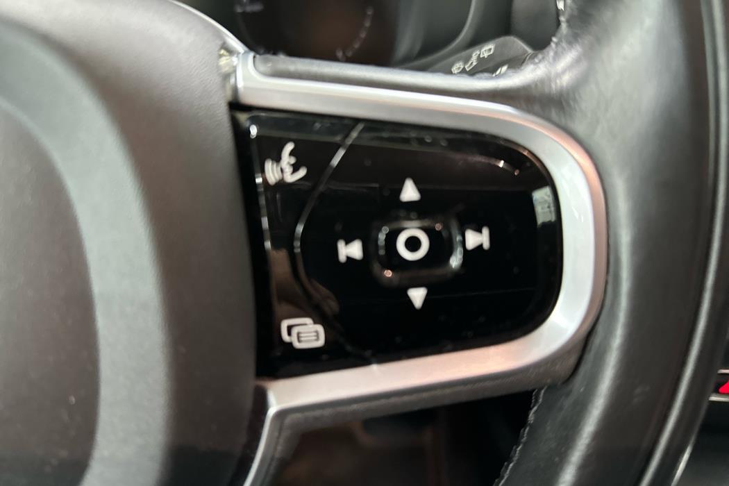 VOLVO V60 2021