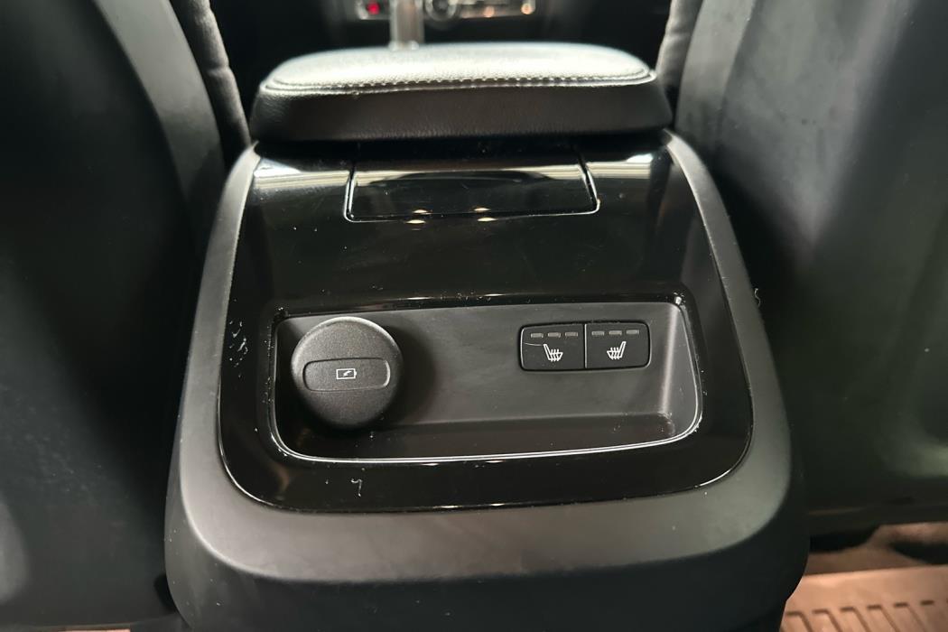 VOLVO V60 2021