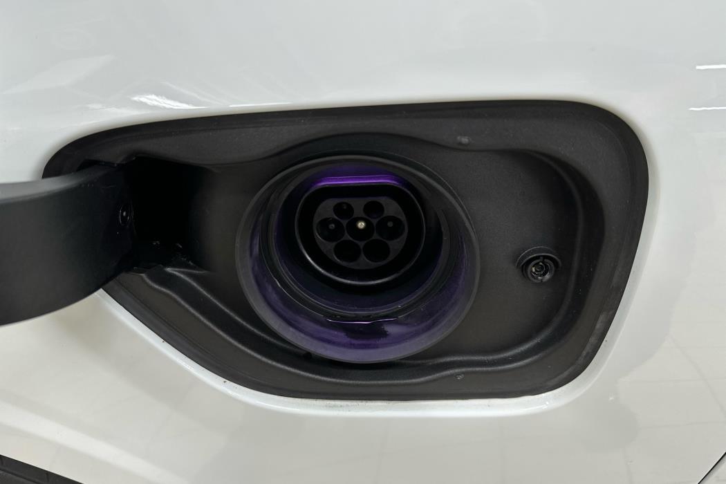 VOLVO V60 2021