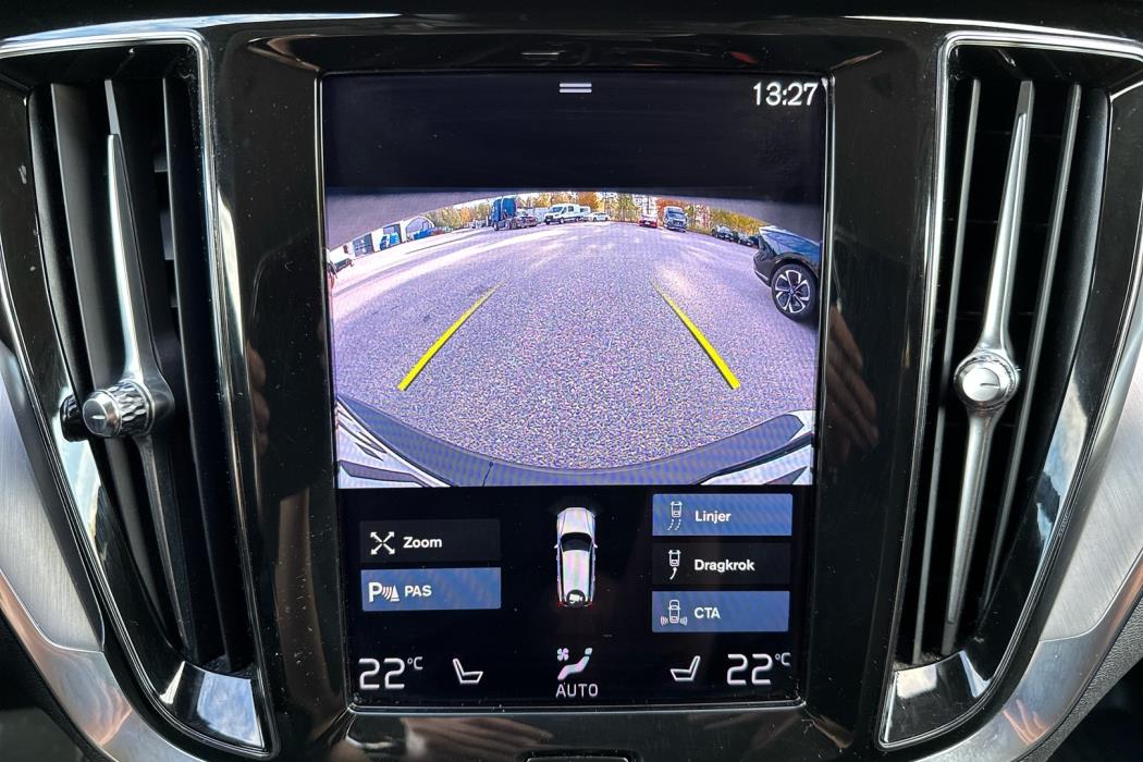 VOLVO V60 2021