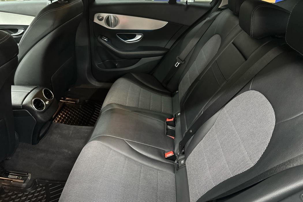 MERCEDES-BENZ C 2017