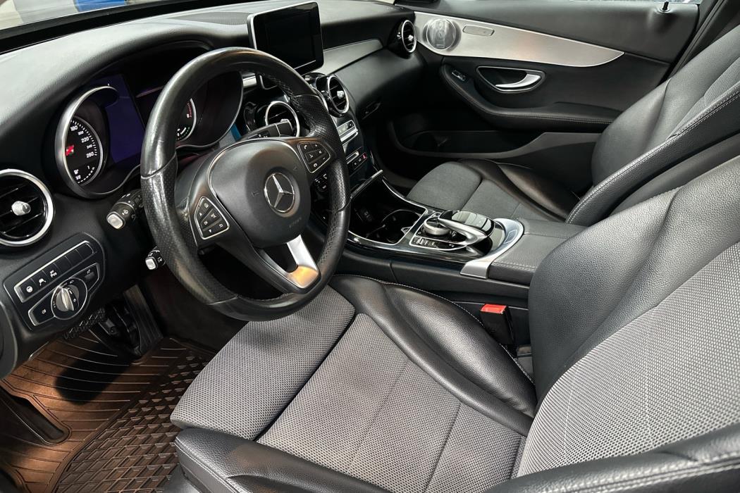 MERCEDES-BENZ C 2017