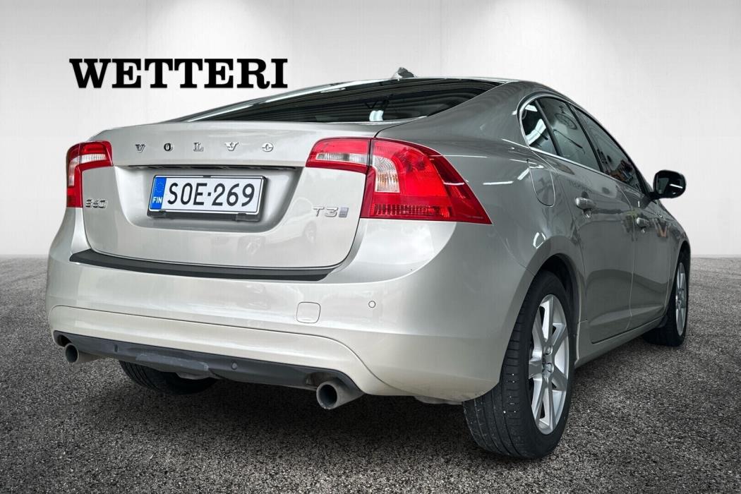 VOLVO S60 2018