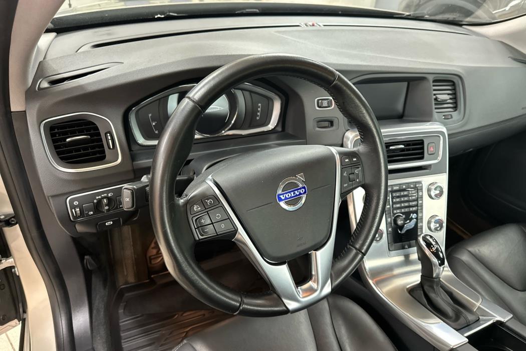 VOLVO S60 2018