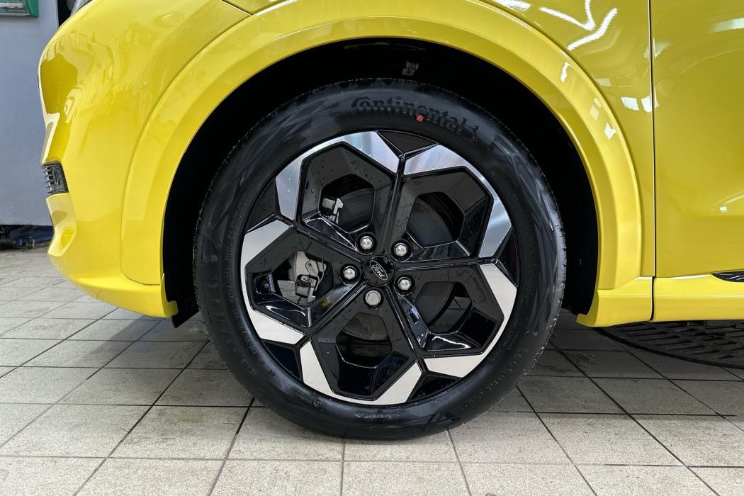 FORD Puma Gen-E 2025