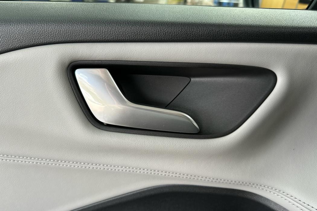 FORD Puma Gen-E 2025