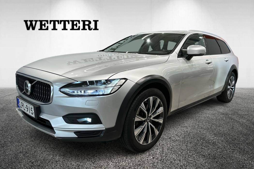 VOLVO V90 Cross Country 2021