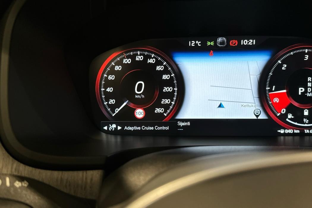 VOLVO V90 Cross Country 2021