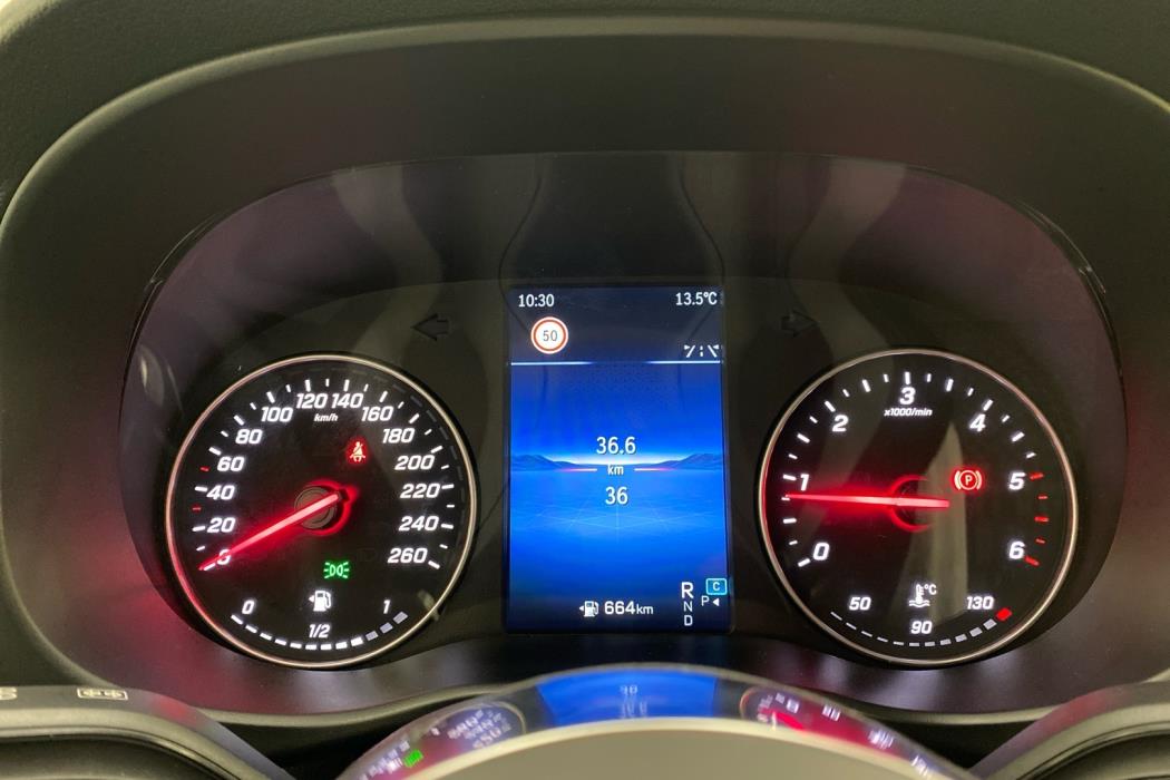 MERCEDES-BENZ Vito 2025