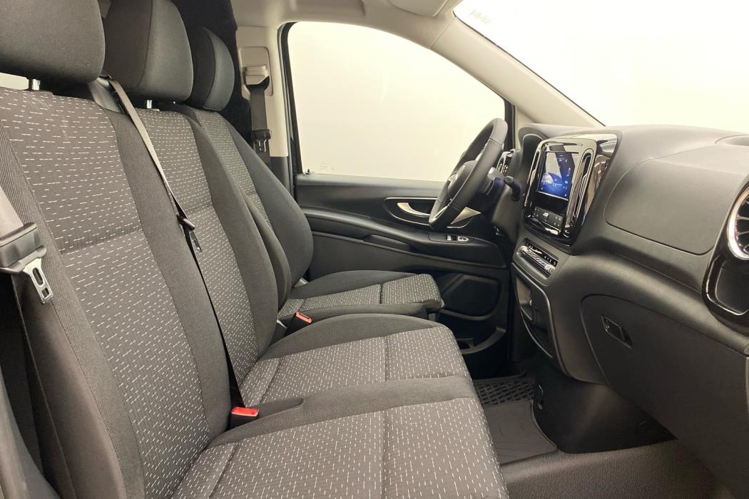 MERCEDES-BENZ Vito 2025