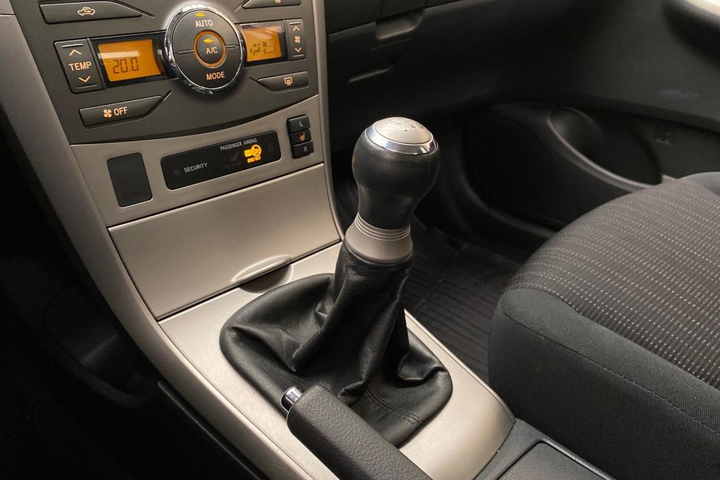 TOYOTA Corolla 2008