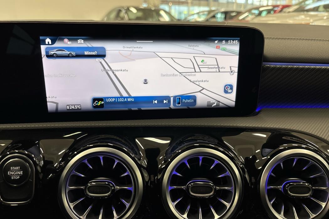 MERCEDES-BENZ CLA 2025