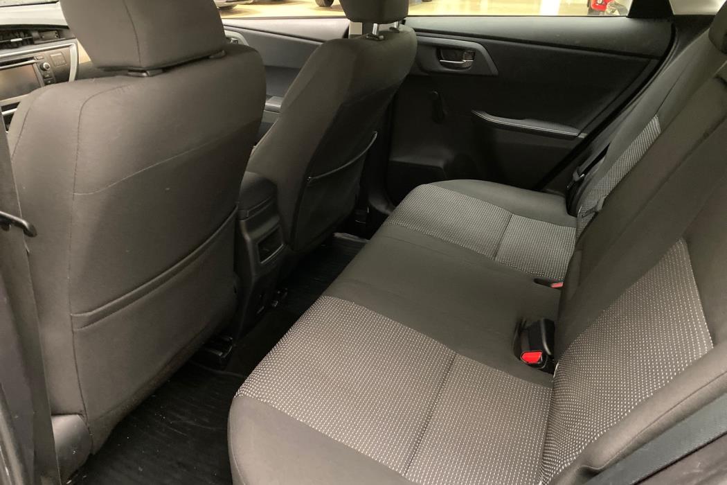 TOYOTA Auris 2014