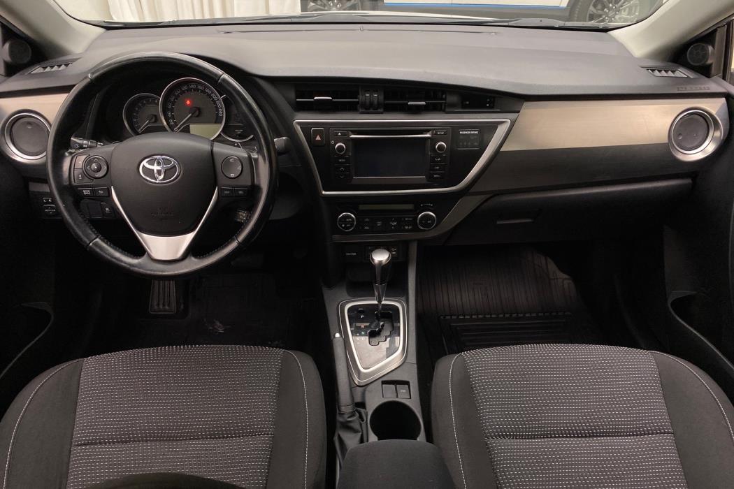 TOYOTA Auris 2014