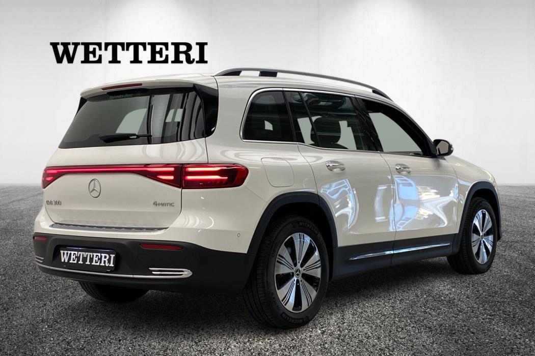 MERCEDES-BENZ EQB 2024