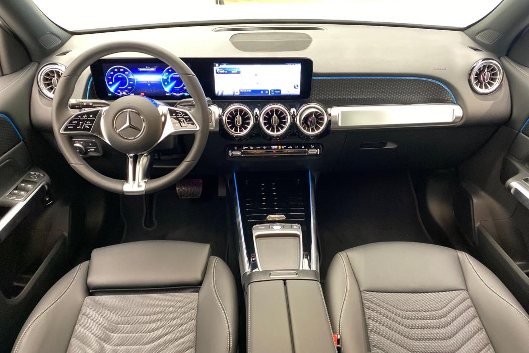 MERCEDES-BENZ EQB 2024
