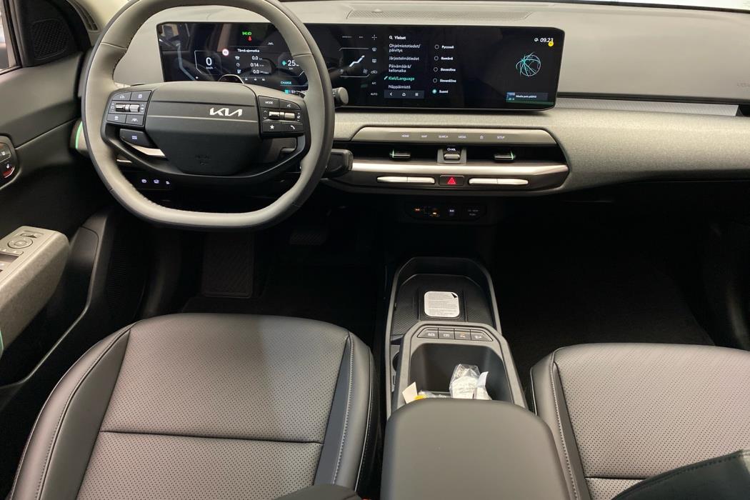 KIA EV4 2026