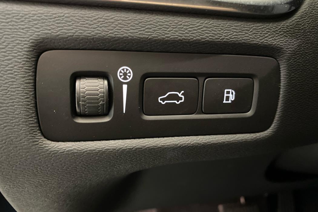VOLVO XC60 2022