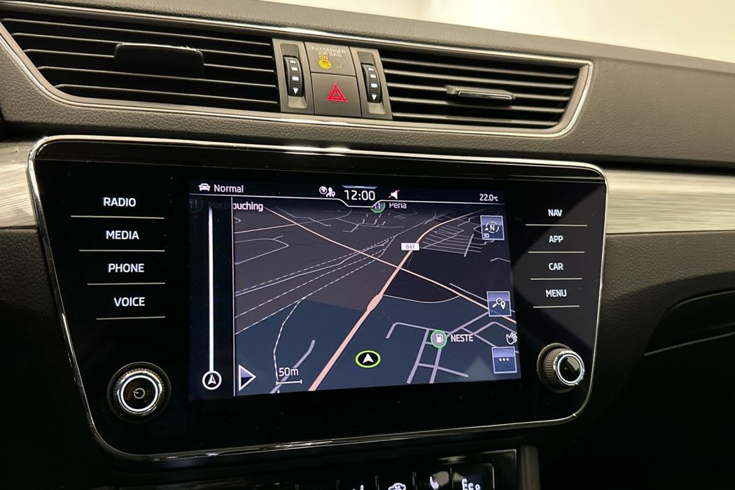 SKODA SUPERB COMBI 2020