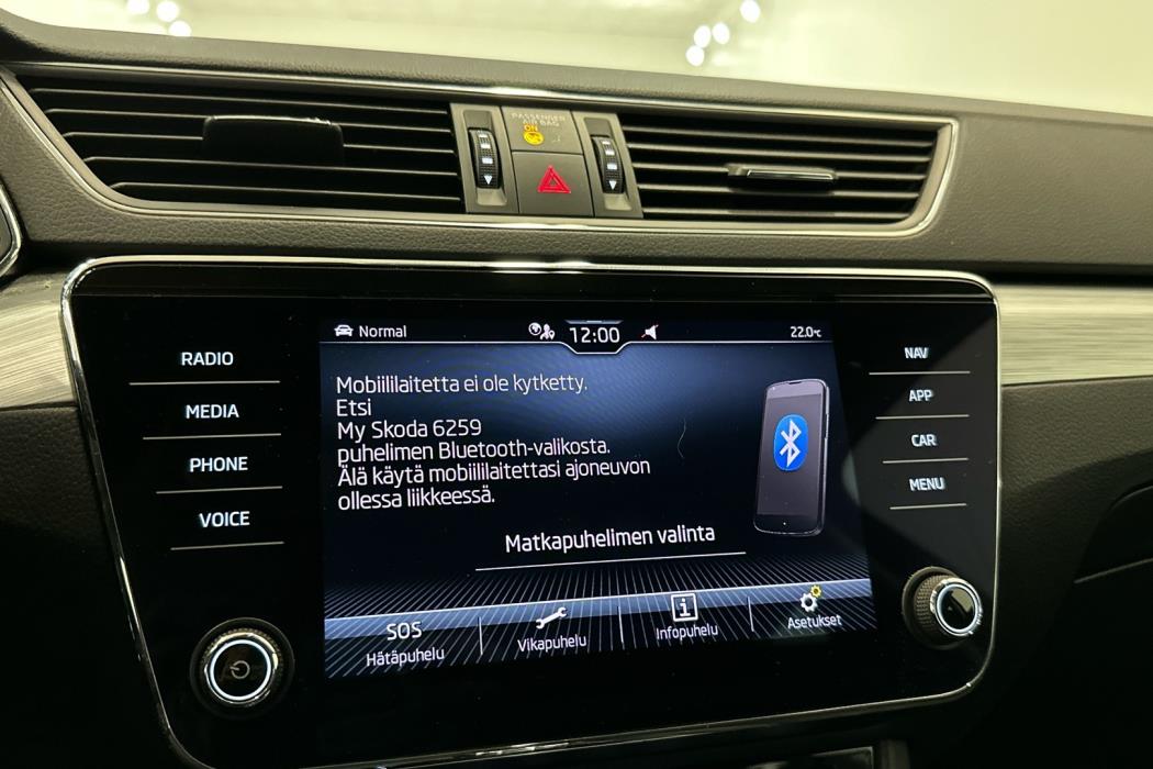 SKODA SUPERB COMBI 2020