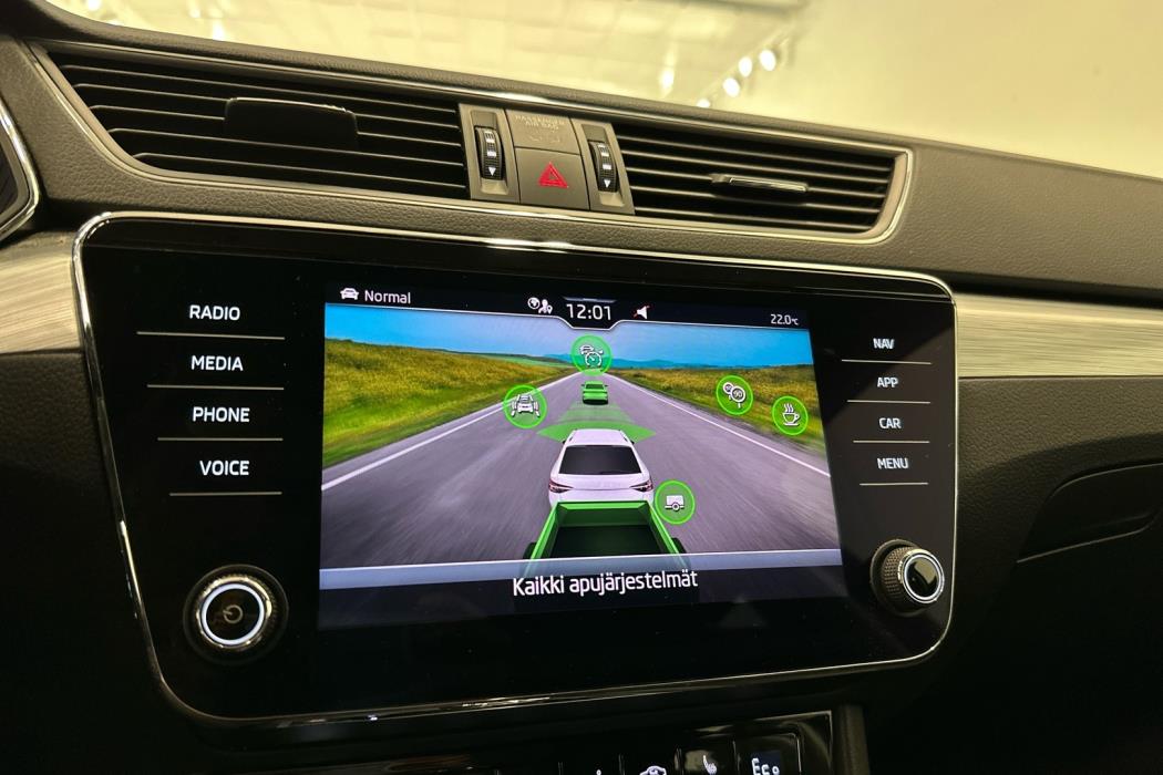 SKODA SUPERB COMBI 2020