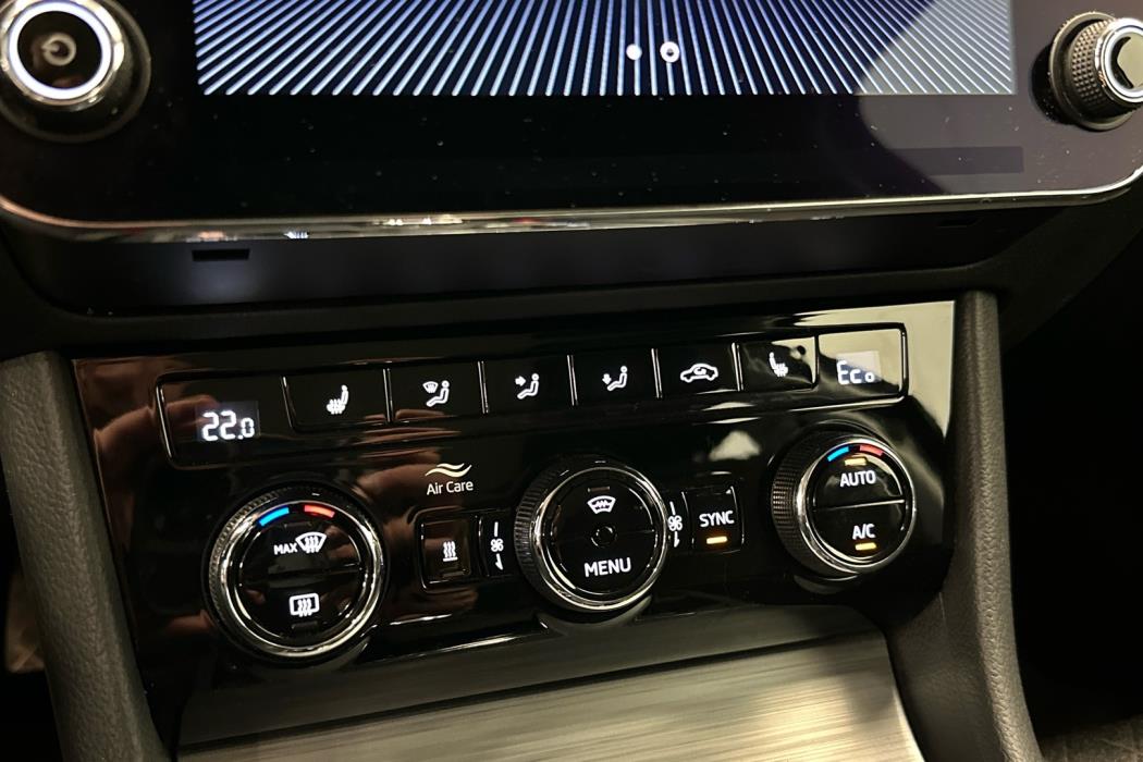 SKODA SUPERB COMBI 2020