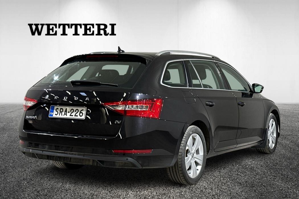 SKODA SUPERB COMBI 2020